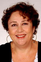 Ayşegül Atik oyuncu fotoğrafı