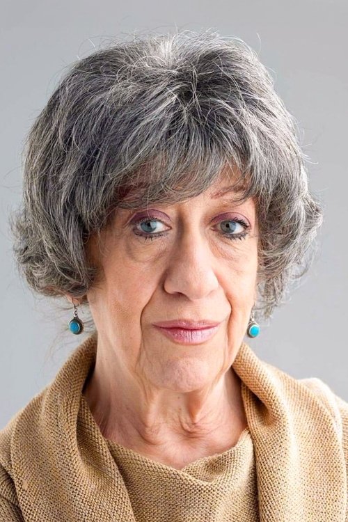 Ayşen Gruda oyuncu fotoğrafı