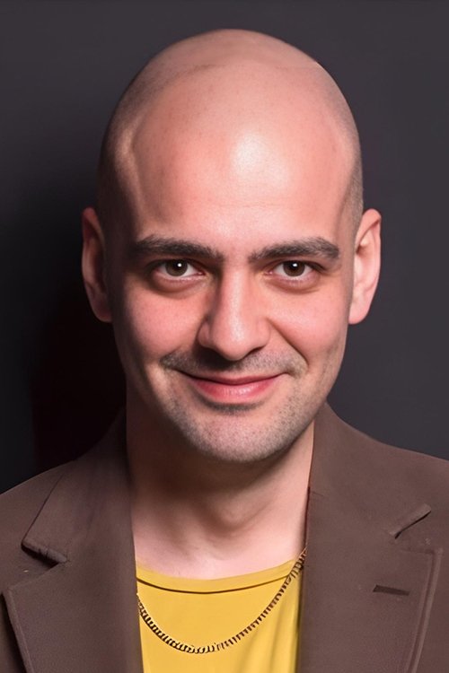 Bartu Küçükçağlayan oyuncu fotoğrafı