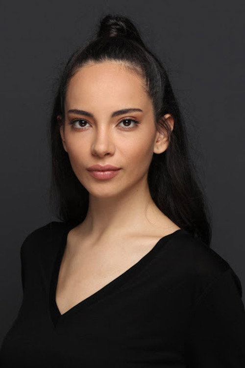 Bilgi Aydoğmuş oyuncu fotoğrafı