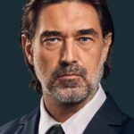 Burak Hakkı oyuncu fotoğrafı