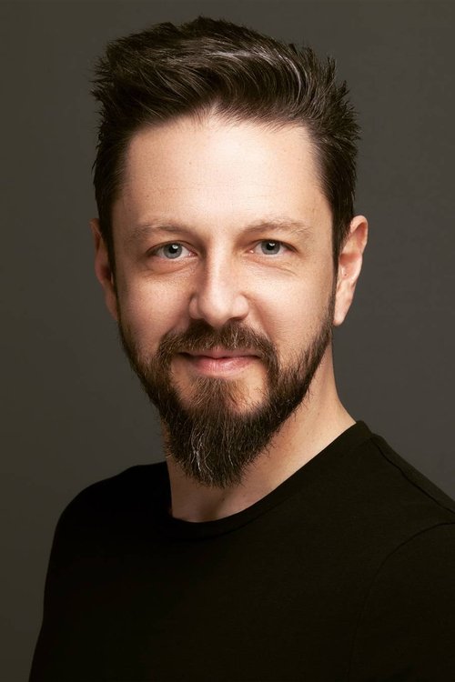 Burak Sarımola oyuncu fotoğrafı