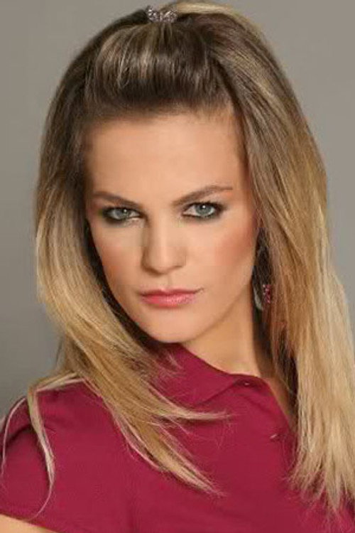 Burcu Günay oyuncu fotoğrafı