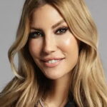 Çağla Şıkel oyuncu fotoğrafı