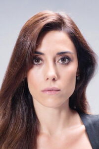 Cansu Dere Ezel dizisi oyuncusu