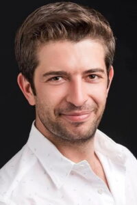 Cantuğ Turay oyuncu fotoğrafı