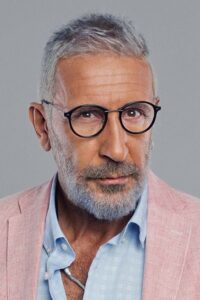 Cem Özer Aşkın Dağlarda Gezer dizisi oyuncusu