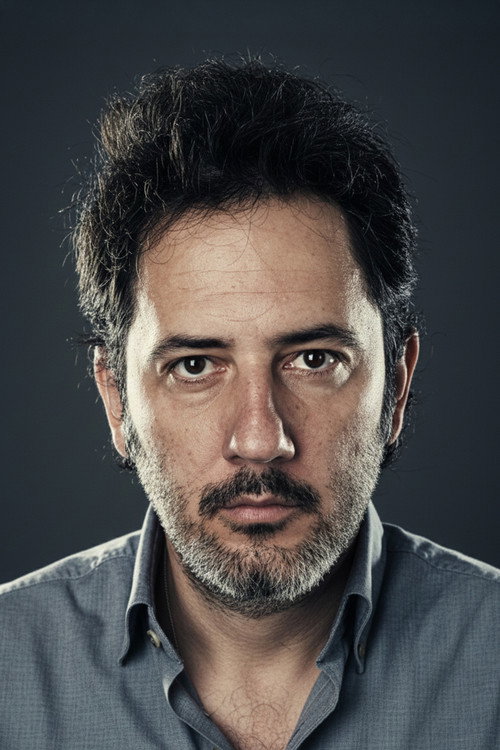 Cenk Durmazel oyuncu fotoğrafı