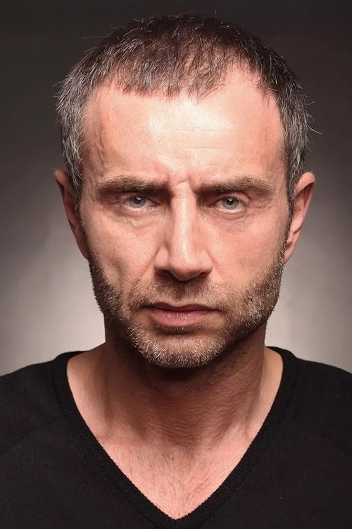 Cenk Kangöz oyuncu fotoğrafı