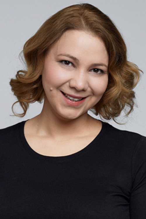 Deniz Çeküç oyuncu fotoğrafı