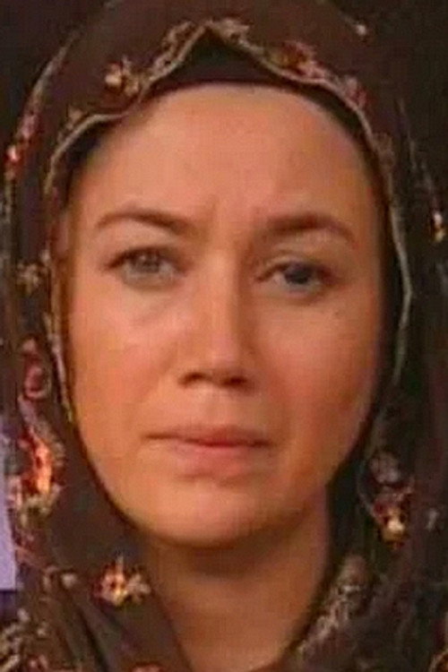 Dilek Canbay oyuncu fotoğrafı