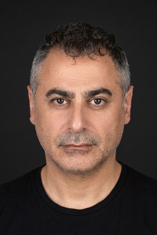 Dost Elver oyuncu fotoğrafı