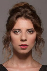 Ebru Ünlü Gelsin Hayat Bildiği Gibi dizisi oyuncusu