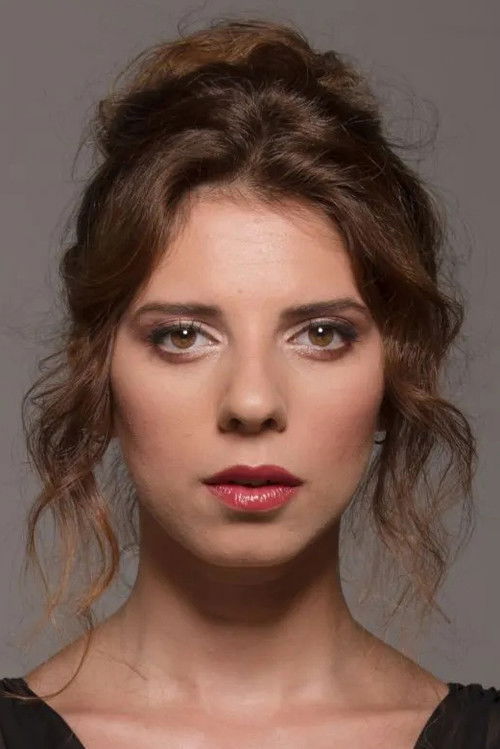 Ebru Ünlü oyuncu fotoğrafı