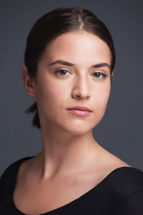 Elif Atakan oyuncu fotoğrafı