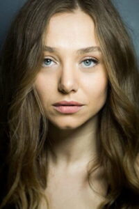 Elvan Dişli Arka Sokaklar dizisi oyuncusu