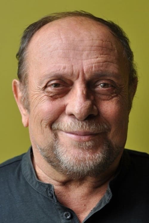 Emin Gümüşkaya oyuncu fotoğrafı