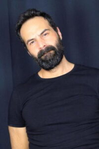 Enis Aybar Hudutsuz Sevda oyuncusu Enis Aybar Hudutsuz Sevda dizisi oyuncusu