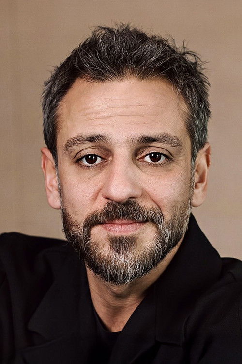 Erkan Kolçak Köstendil oyuncu fotoğrafı