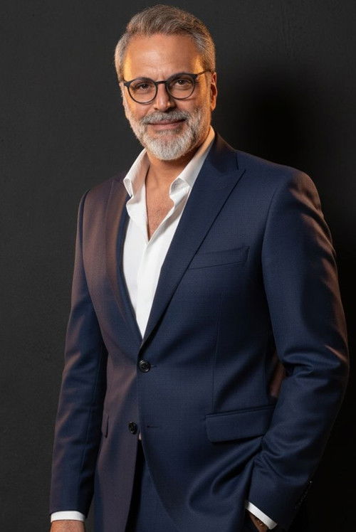 Erol Yavan oyuncu fotoğrafı