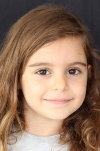 Eylül Uğan Çöp Adam dizisi oyuncusu