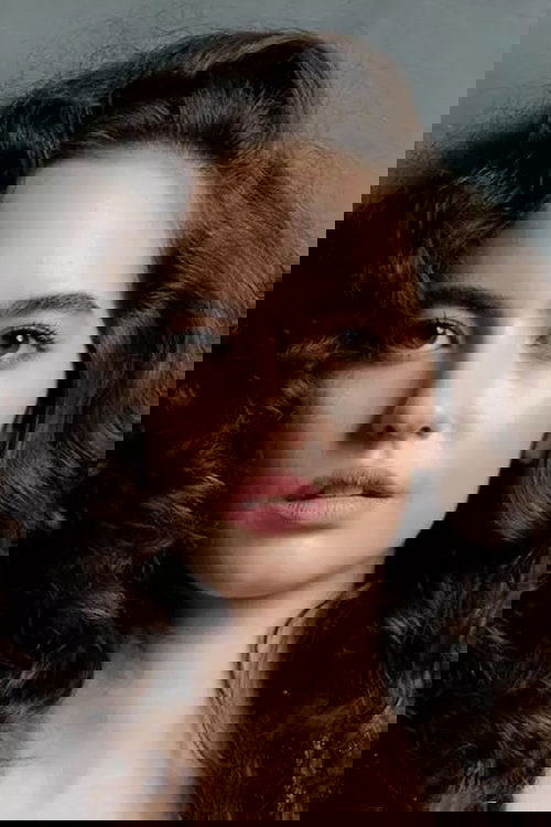 Ezgi Şenler oyuncu fotoğrafı