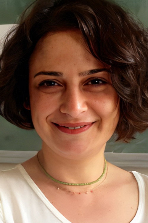 Funda Alp oyuncu fotoğrafı