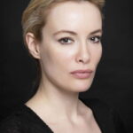 Gamze Özçelik oyuncu fotoğrafı