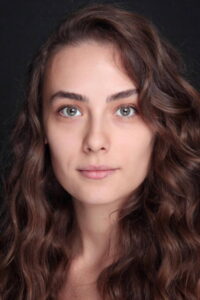 Gökçe Aydın Masumlar Apartmanı dizisi oyuncusu