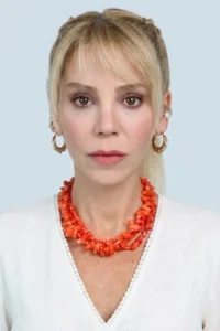 Gökçe Eyüboğlu Evlilik Hakkında Her Şey oyuncusu Gökçe Eyüboğlu Evlilik Hakkında Her Şey dizisi oyuncusu