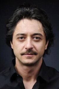 Gökçe Özyol İki Aile dizisi oyuncusu