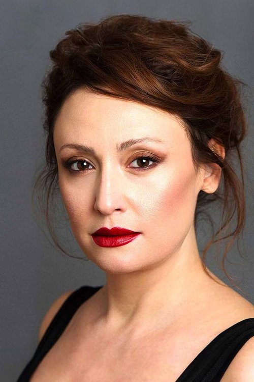 Gülçin Santırcıoğlu oyuncu fotoğrafı