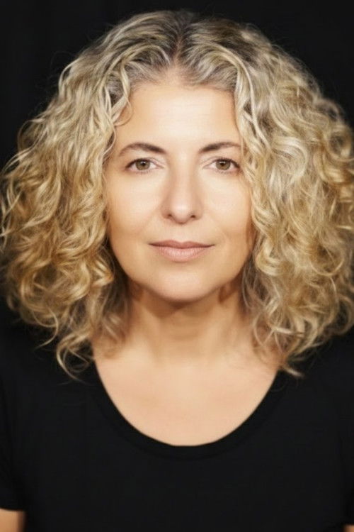 Gülen Karaman oyuncu fotoğrafı