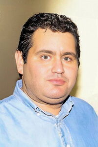 Gürdal Tosun Bir Demet Tiyatro dizisi oyuncusu