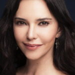 Hande Ataizi oyuncu fotoğrafı