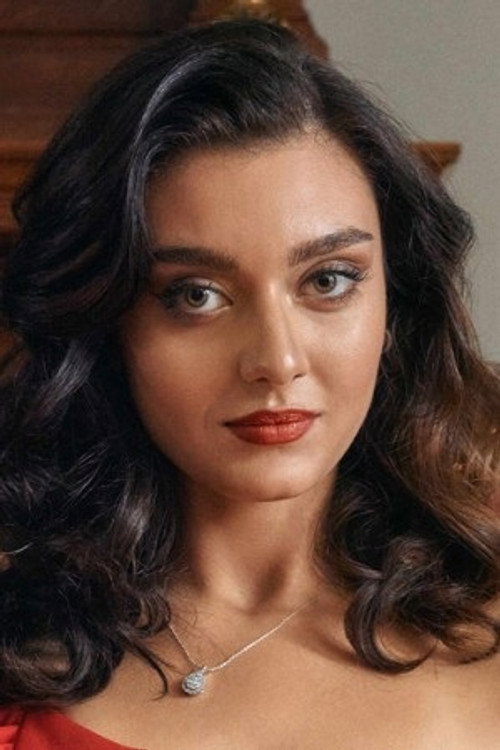 Hilal Tüfekçi oyuncu fotoğrafı