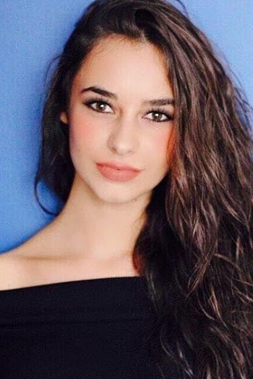 Hira Koyuncuoğlu oyuncu fotoğrafı