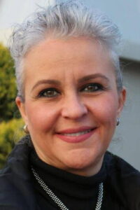 İpek Çeken oyuncu fotoğrafı