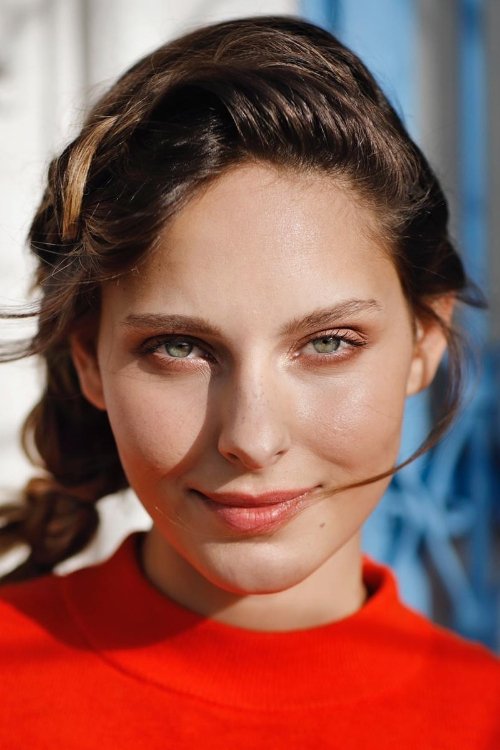 Jessica May oyuncu fotoğrafı