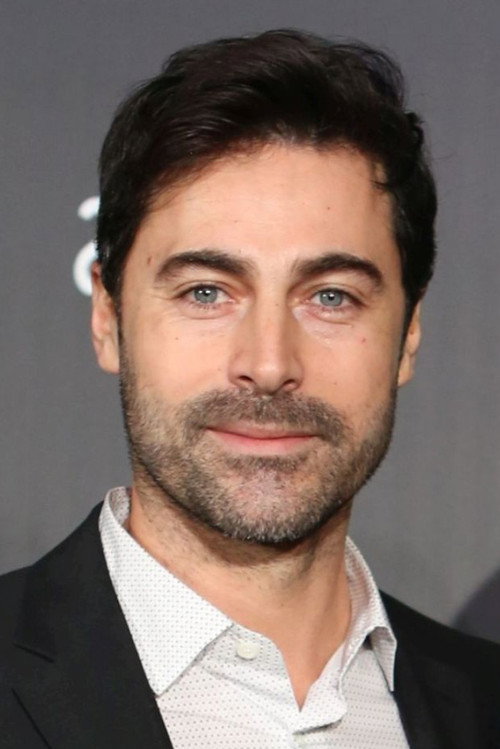 Kıvanç Kasabalı oyuncu fotoğrafı