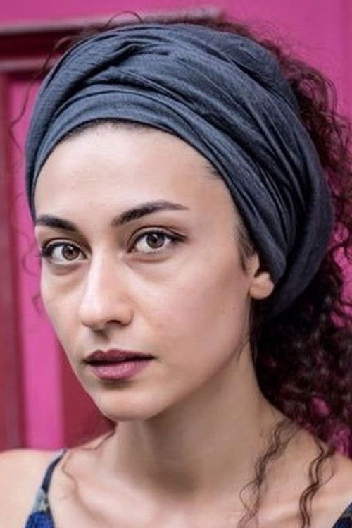 Kübra Kip oyuncu fotoğrafı