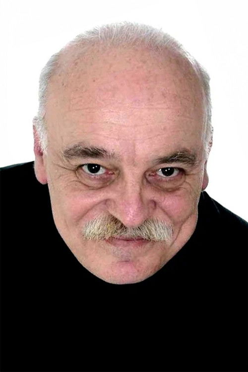 Levend Yılmaz oyuncu fotoğrafı