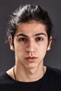 Lorin Merhart Muhteşem Yüzyıl dizisi oyuncusu