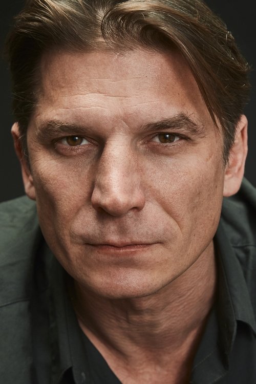 Luka Peroš oyuncu fotoğrafı