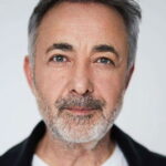 Mehmet Aslantuğ oyuncu fotoğrafı