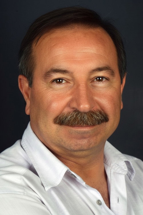 Mehmet Ulusoy oyuncu fotoğrafı