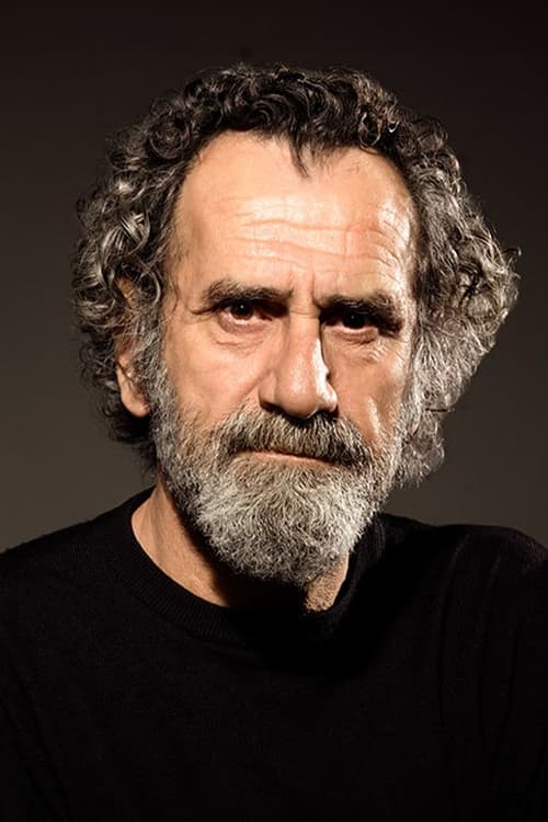 Menderes Samancılar oyuncu fotoğrafı