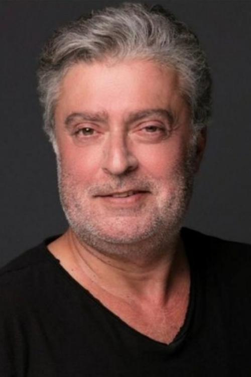 Mert Asutay oyuncu fotoğrafı