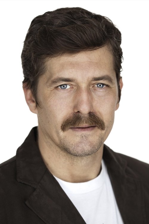 Mete Horozoğlu oyuncu fotoğrafı