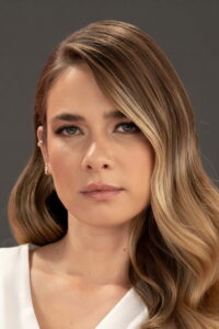 Müge Boz Arka Sokaklar dizisi oyuncusu